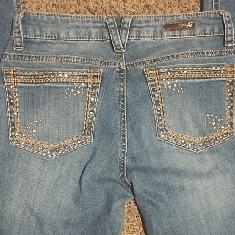 #2127 Rock 47 Wrangler Women's Blue Jeans with Embellished Pockets - Picture 2 of 9